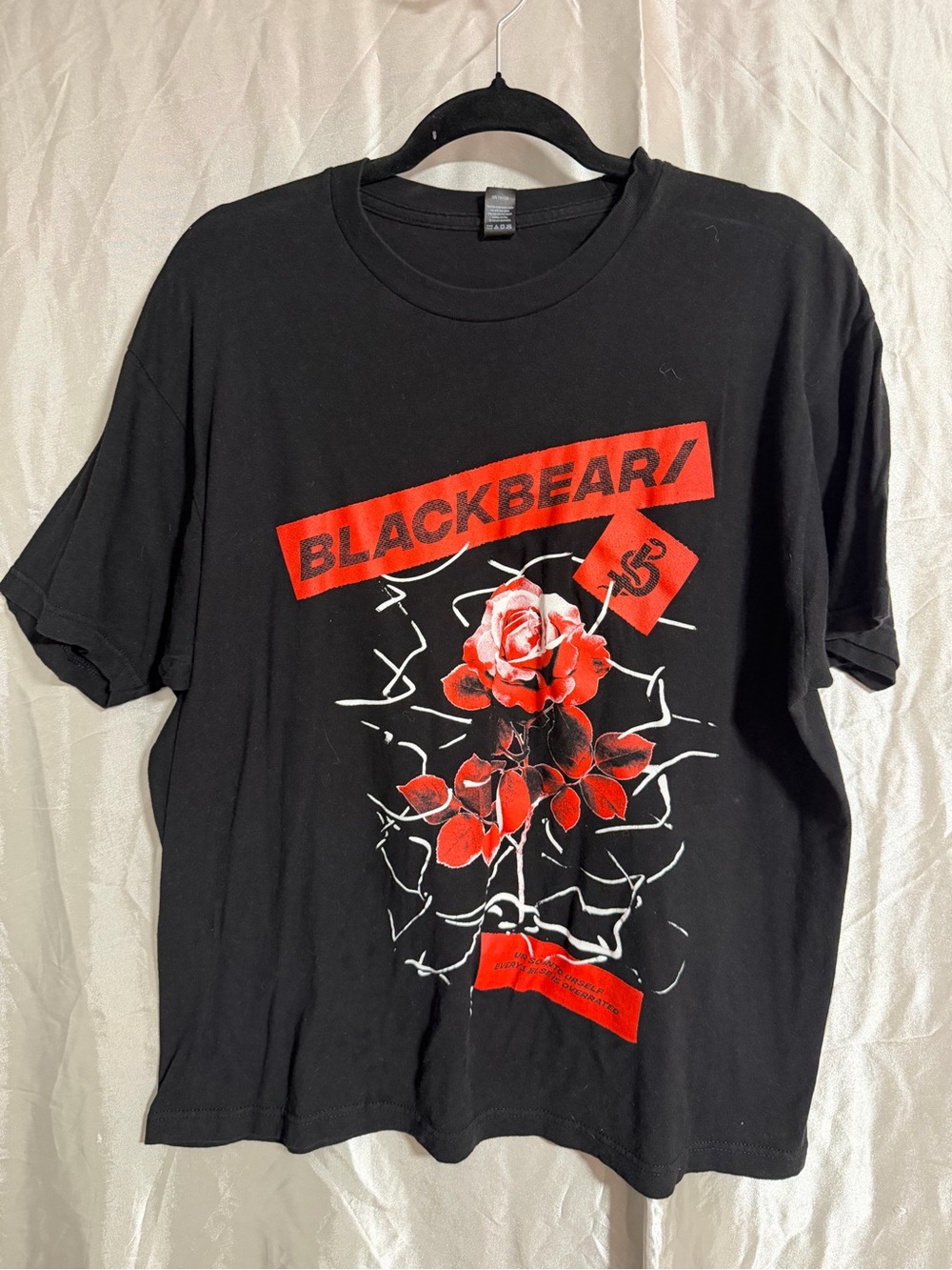 Black Bear Graphic T-shirt Tour Rose Skeleton Streetwear Size XL